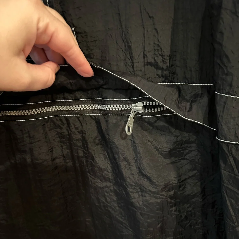 Athletic Works Women’s windbreaker - Picture 4 of 4